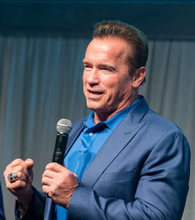 Arnold Schwarzenegger bei Eröffnung von Kreisel Electric foke_20170919_192022.jpg