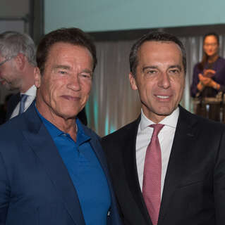 Arnold Schwarzenegger bei Eröffnung von Kreisel Electric foke_20170919_195918.jpg