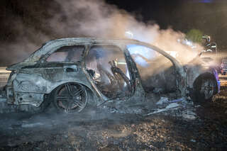 Audi A6 völlig ausgebrannt foke_20180115_190332.jpg