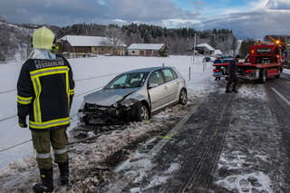 Verkehrsunfall auf Schneefahrbahn – 4 Personen ins Krankenhaus eingeliefert foke_20180117_143003.jpg