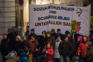 Demonstration durch Linzer Innenstadt foke_20180203_173203.jpg