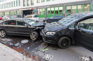 Zwei Verletzte - Pkw rammte Auto in der Mozartstraße foke_20180215_141032.jpg