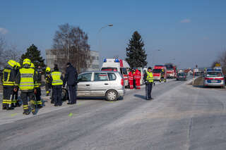 Verkehrsunfall auf der Traunuferstraße foke_20180228_140100.jpg