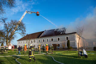 Großbrand im Bezirk Perg - Bauernhof stand in Vollbrand foke_20180407_173908.jpg