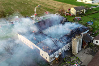 Großbrand im Bezirk Perg - Bauernhof stand in Vollbrand foke_20180407_181255.jpg