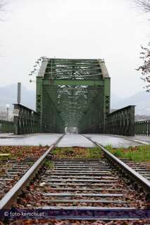 Linzer Eisenbahnbrücke ist ein Sanierungsfall foto-kerschi_2009_12_01_linzer_eisenbahnbrcke_31.jpg