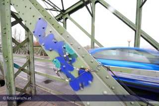Linzer Eisenbahnbrücke ist ein Sanierungsfall foto-kerschi_2009_12_01_linzer_eisenbahnbrcke_58.jpg