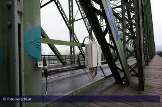 Linzer Eisenbahnbrücke ist ein Sanierungsfall foto-kerschi_2009_12_01_linzer_eisenbahnbrcke_59.jpg