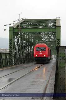 Linzer Eisenbahnbrücke ist ein Sanierungsfall foto-kerschi_2009_12_01_linzer_eisenbahnbrcke_87.jpg