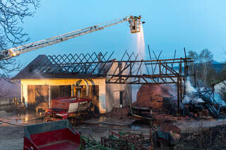 Brand auf einem Bauernhof in Vorchdorf foke_20180409_190125.jpg