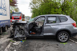 Beifahrer stirbt bei schwerem Verkehrsunfall auf B141 foke_20180424_100333.jpg