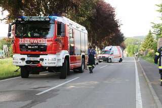 Zwei Lenker bei Verkehrsunfall in Ottensheim eingeklemmt VU_Ottensheim_20180503_Kastner_12.jpg