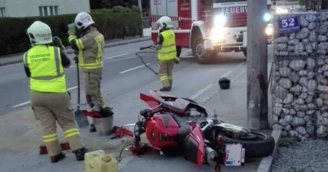 Titelbild: Motorradlenker tödlich verunglückt