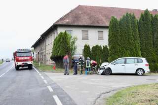 Verkehrsunfall mit Menschenrettung in Vestenthal IMG_2436.jpg