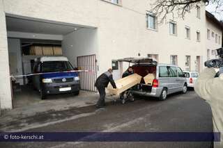 Mordalarm in Linz: Ehepaar tot aufgefunden foto-kerschi_20091217_mord_und_selbstmord_in_linz-_32.jpg