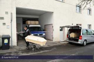 Mordalarm in Linz: Ehepaar tot aufgefunden foto-kerschi_20091217_mord_und_selbstmord_in_linz-_35.jpg
