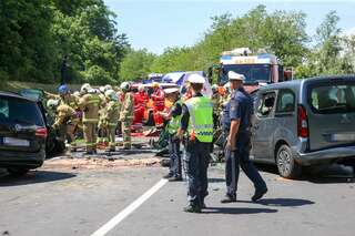 1 Toter und 4 Verletzte bei schwerem Verkehrsunfall auf der B1 bei Linz DRA_9766-Bearbeitet-Bearbeitet.jpg