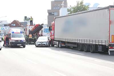 Unfall sorgte für Verkehrschaos in Steyr AY4I5077.jpg