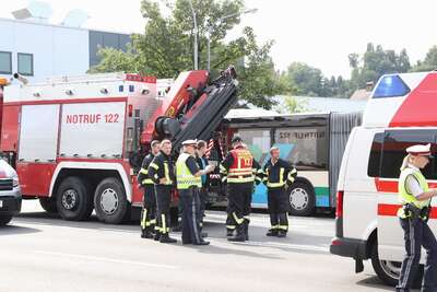 Unfall sorgte für Verkehrschaos in Steyr AY4I5081.jpg