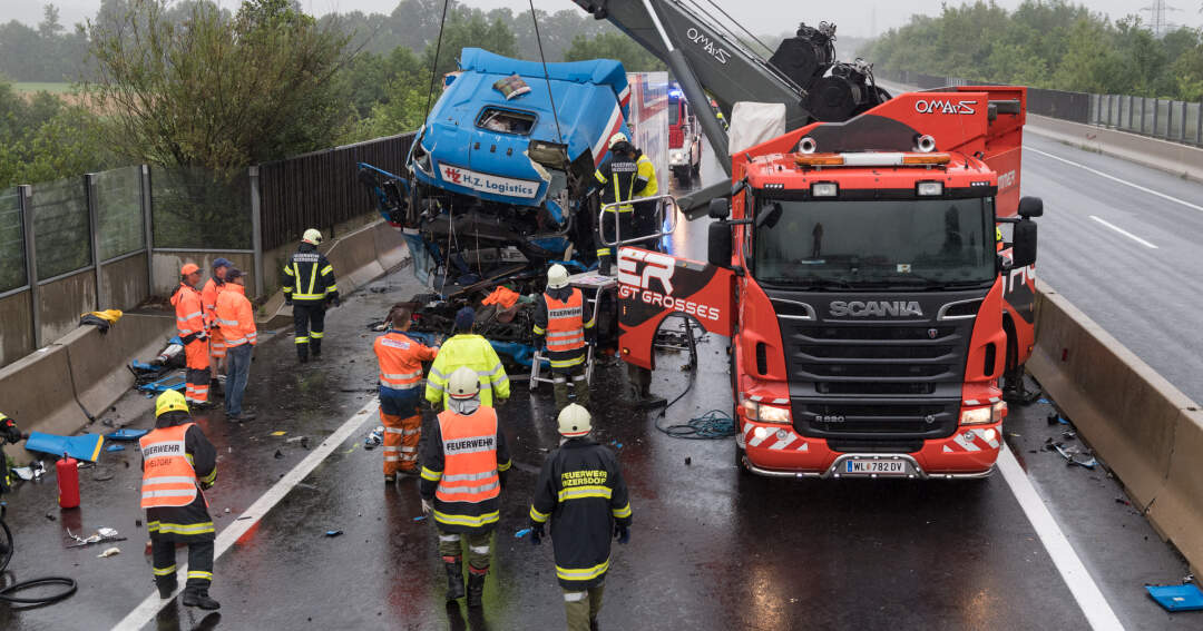 Zwei Tote bei Auffahrunfall auf der A9 bei Inzersdorf im Kremstal