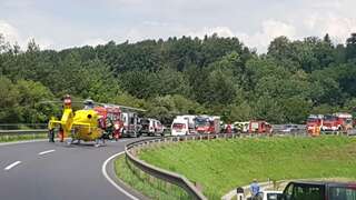 Verkehrsunfall auf der Nordspange in Steyr E180700768_01.jpeg