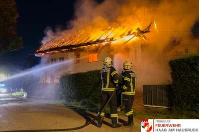 Brand eines Wohnhauses E180800282-01.jpg