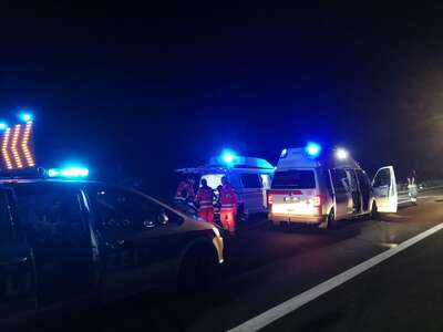 Unfall mit fünf Fahrzeugen auf Autobahn A7 forderte sechs Verletzte E180900162_03.jpg