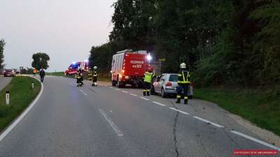 Aufräumarbeiten nach Verkehrsunfall in Neuhofen i.I. 5.jpg