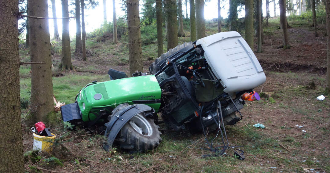 Titelbild: Traktorunfall in Neumühl