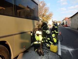 Bus geriet während Fahrt in Brand Busbrand.jpg