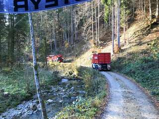 Aufwändige Bergung von Sattelzugfahrzeug im Nationalpark Kalkalpen IMG_5359.jpg