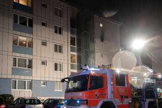 Brand in einem Mehrparteienhaus in Linz-Urfahr foke_20181127_022845.jpg