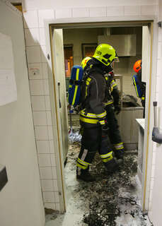 Küchenbrand bei einer Tankstelle DRA_1305.jpg