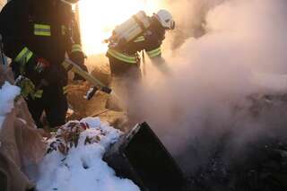 Hausbewohnerin bei Brand gerettet WohnhausBrand20181217_07.jpg