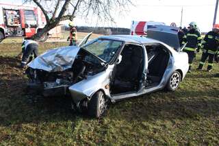Thalheim: Schweren Verkehrsunfall mit eingeklemmter Person 1F066436-382E-4AA8-A3A0-2D19CDE591BB.jpeg