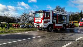 Thalheim: Schweren Verkehrsunfall mit eingeklemmter Person E190100111_01.jpg