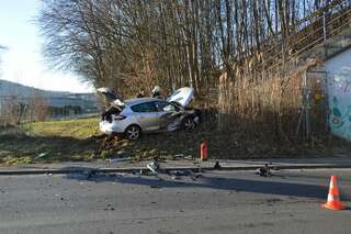 Schwerer Verkehrsunfall in Schweinbach 4.jpg