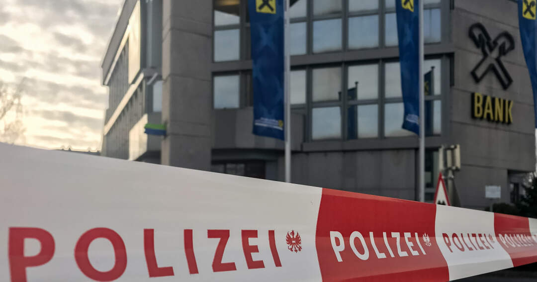 Banküberfall - Alarmfahndung in Linz
