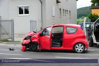 Rettungshubschraubereinsatz nach Verkehrsunfall verkehrsunfall_026.jpg