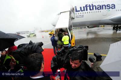 Airbus A380 in Linz gelandet a380_081.jpg