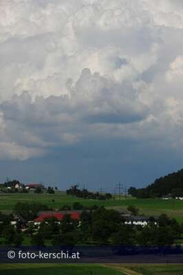 Gewittertürme: imposantes Naturschauspiel und Sorgen für die Bauern gewitterwolken_001.jpg