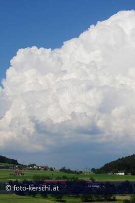 Gewittertürme: imposantes Naturschauspiel und Sorgen für die Bauern gewitterwolken_008.jpg
