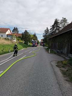 Großeinsatz bei Brand in Volkersdorf IMG_20190424_171808_resized_20190424_052533294.jpg