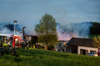 Großbrand eines landwirtschaftlichen Gebäudes in Bad Zell IMG_2490_AB-Photo.jpg