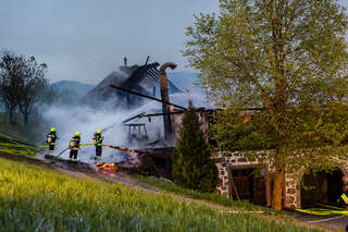 Großbrand eines landwirtschaftlichen Gebäudes in Bad Zell IMG_2493_AB-Photo.jpg