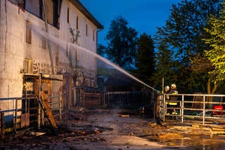 Großbrand eines landwirtschaftlichen Gebäudes in Bad Zell IMG_2512_AB-Photo.jpg