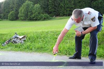 Schüler kracht mit Minibike gegen Motorrad unfall_minibike_058.jpg