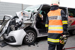 Schwerer Verkehrsunfall auf der A1 bei Sattledt FOKE_2019051617114387_023.jpg