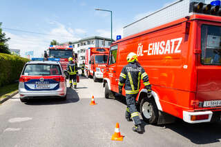Kreuzungscrash in Eferding fordert vier Verletzte AB1_5684_AB-Photo.jpg