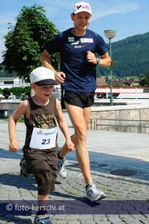 Bergmarathon Traunsee: Auch die Minis laufen mit mini_bergmarathon_015.jpg